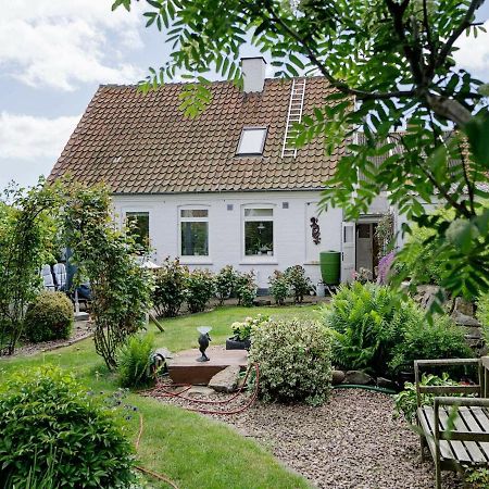 4 Person Holiday Home In Allinge Zewnętrze zdjęcie